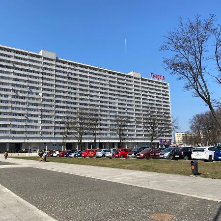 Aparthotel Superjednostka Κατοβίτσε Εξωτερικό φωτογραφία
