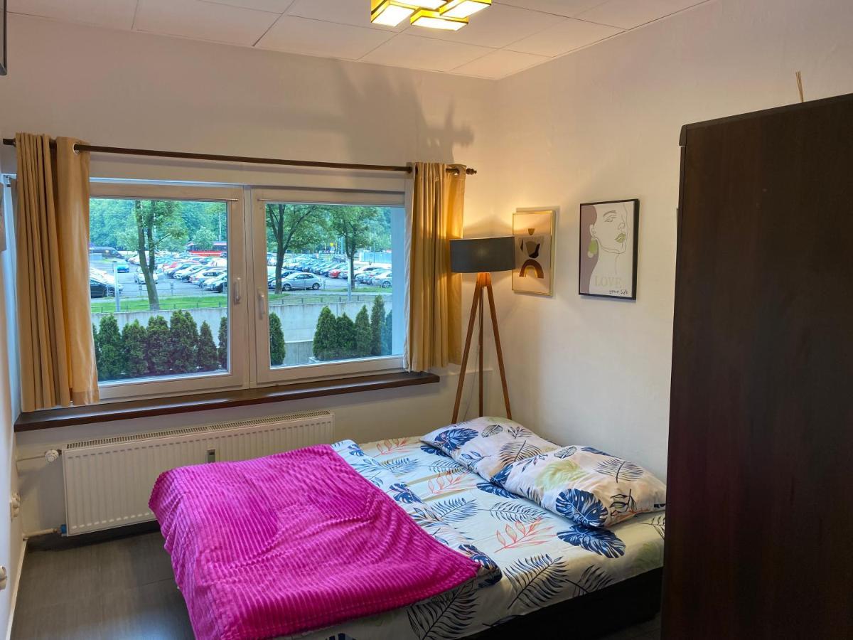 Aparthotel Superjednostka Κατοβίτσε Εξωτερικό φωτογραφία